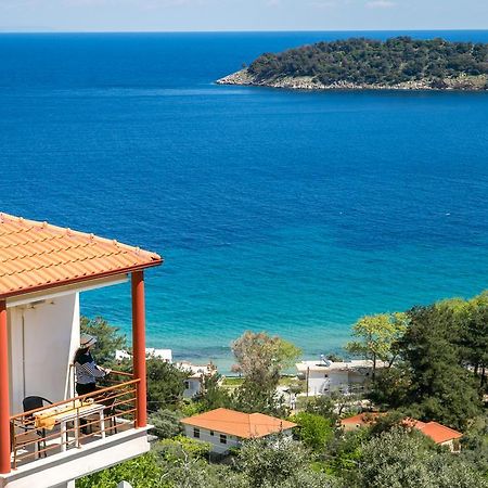 Aphrodite Villas Koinyra Exterior photo