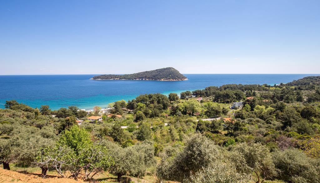 Aphrodite Villas Koinyra Exterior photo