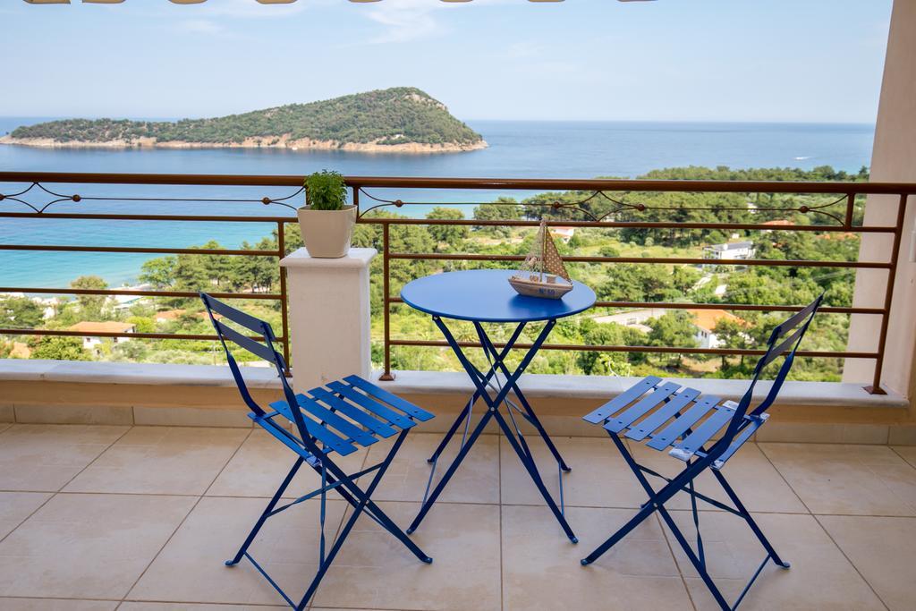 Aphrodite Villas Koinyra Exterior photo