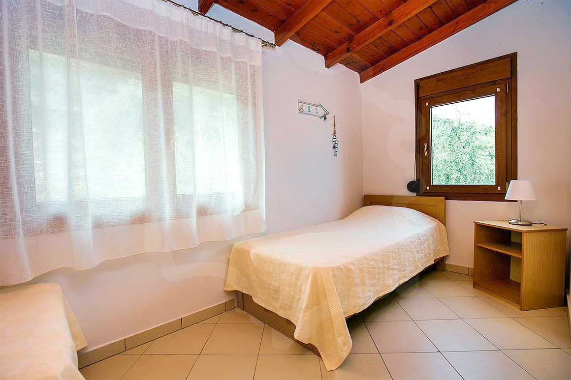 Aphrodite Villas Koinyra Exterior photo