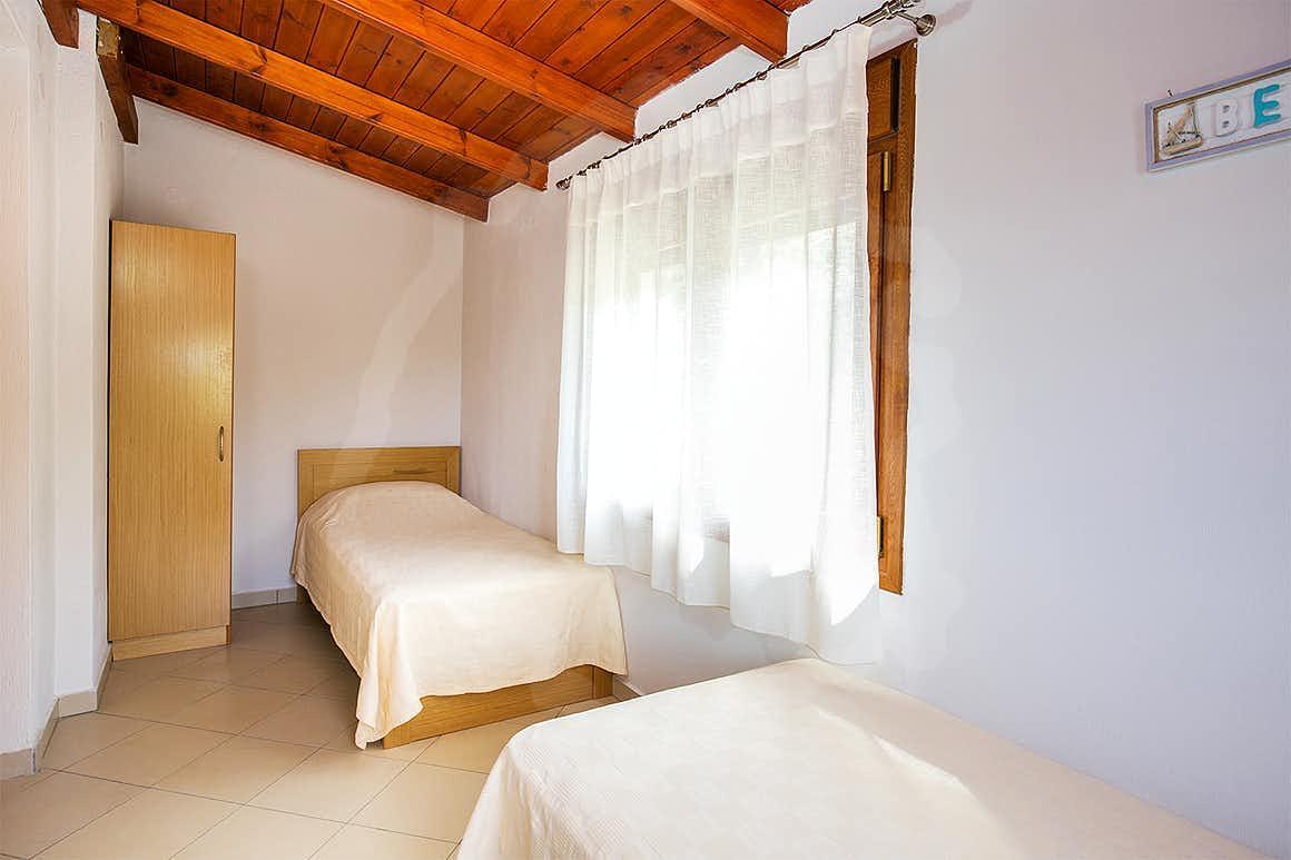 Aphrodite Villas Koinyra Exterior photo